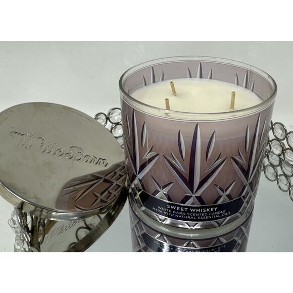 sweet tobacco candle bath and body works Another Sunday, another shelfie! #bathandbodyworks #candles #candlelover # #leather Kick off in style with the ultimate candle for game day Iris - Sweet Tobacco -